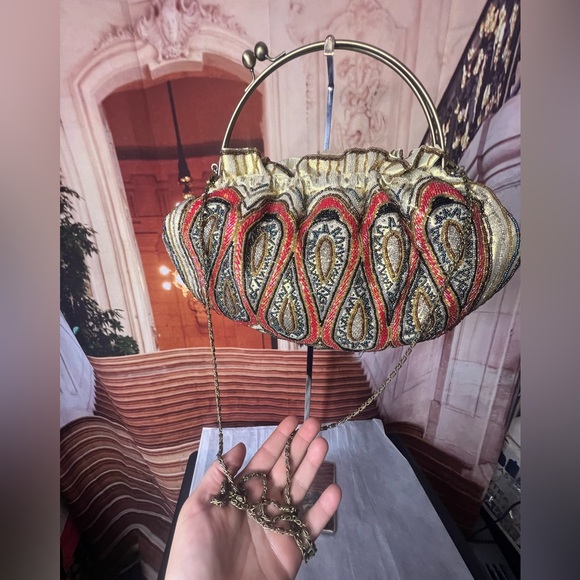 Vintage Exquisite One of a Kind Beaded Handbag, crossbody chain, Metal handle - Picture 3 of 14